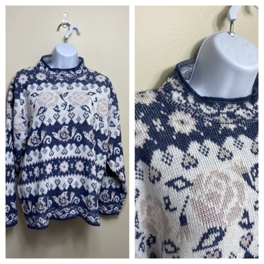 🎈3/$20! 
70s/80s Sasson sweater hearts and flowers. Mock neck Medium Blue